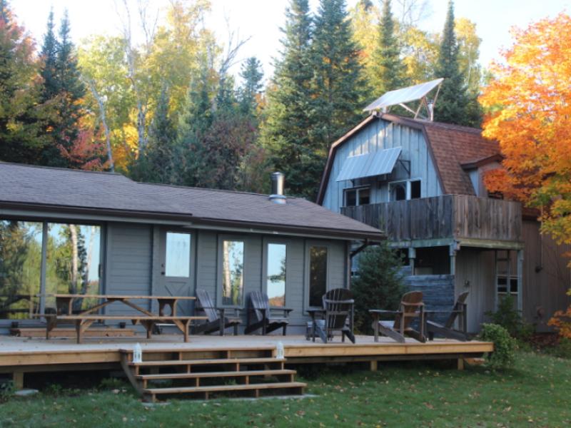 Algonquin Cottage And Island Retreat Vacation Rentals - Hotel Pet Policy